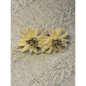 Brooch  Cream  Double Edelweiss Flowers  Celluloid Plastic Vintage